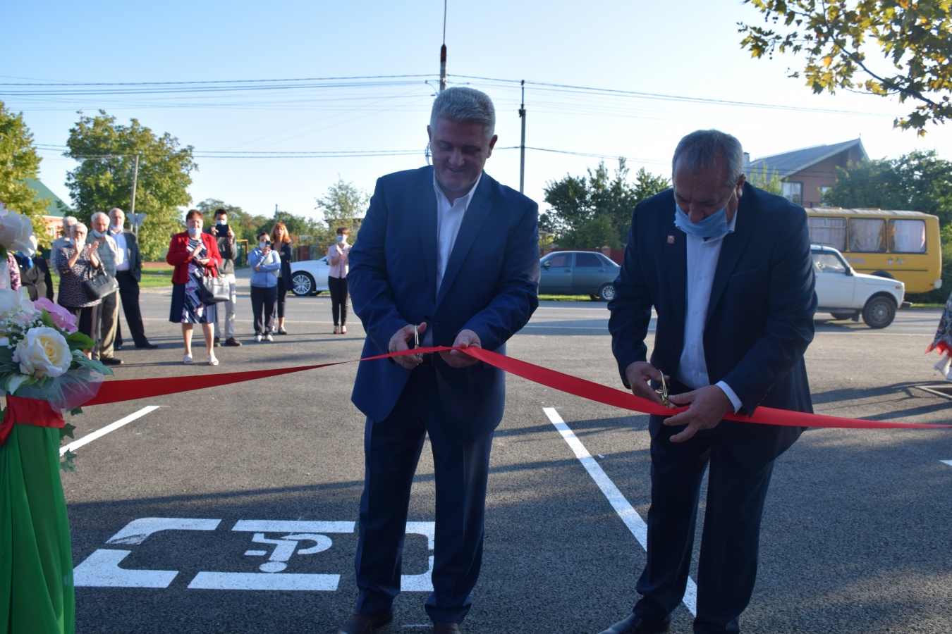 В день выборов в Каневском районе торжественно открыли новый участок