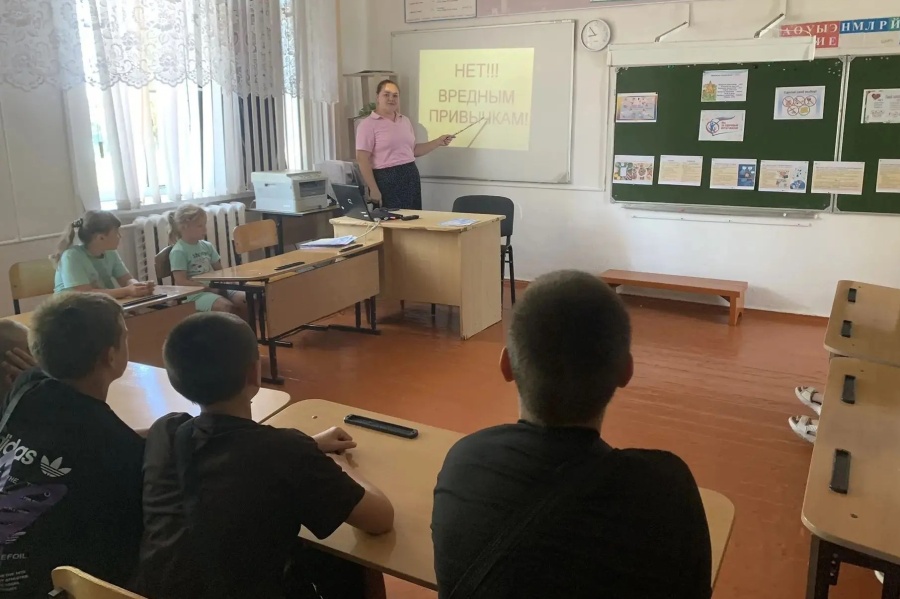 В 41-й школе хутора Большие Челбасы состоялось антинаркотическое мероприятие В 41-й школе хутора Большие Челбасы состоялось антинаркотическое мероприятие