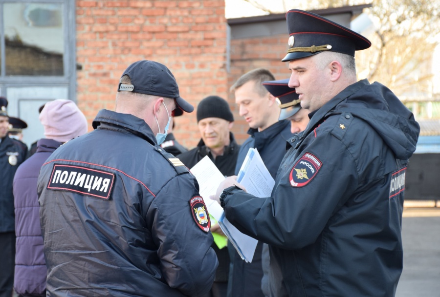 В Каневском районе работают 52 отряда самоконтроля В Каневском районе работают 52 отряда самоконтроля