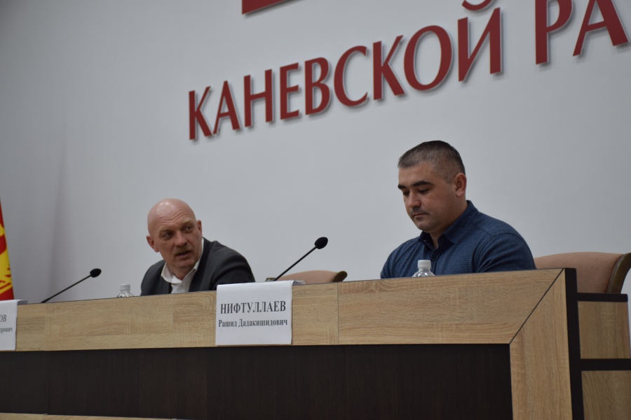 Для сотрудников администрации района провели правовой всеобуч
