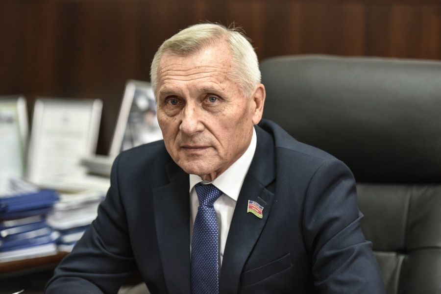Николай Гриценко поздравляет жителей района с Днём Победы Николай Гриценко поздравляет жителей района с Днём Победы