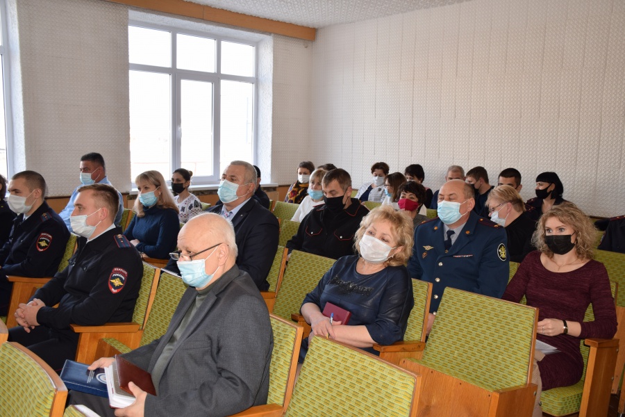 На заседаниях КДН и ЗП Каневского района рассмотрено 337 административных материалов за год