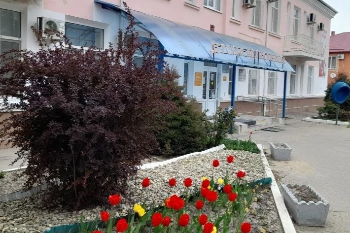 Стал известен график работы медицинских учреждений в праздничные дни