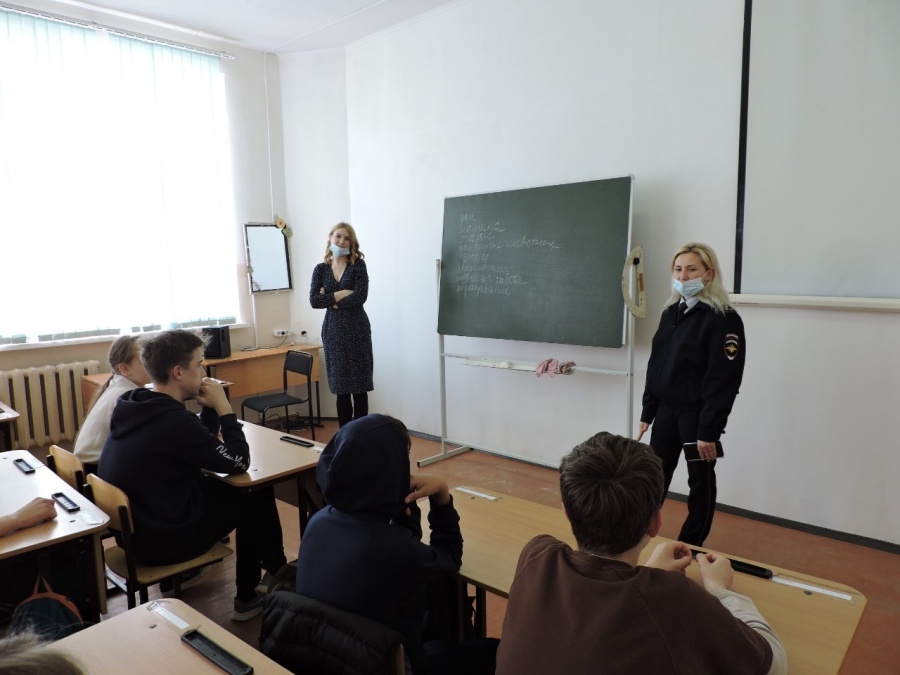 Сотрудники полиции встретились со школьниками в рамках акции «Здоровый образ жизни»