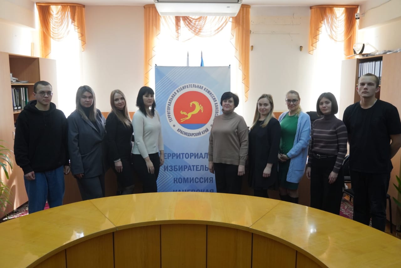 Состоялось заседание Молодежного общественного совета при ТИК Каневская 