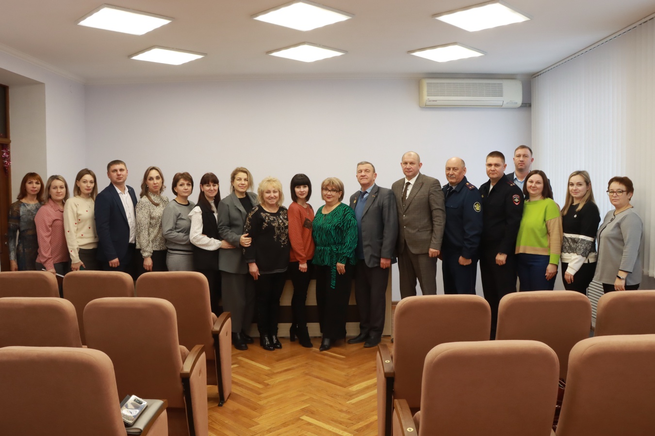 Заключительное в этом году заседание комиссии по делам несовершеннолетних состоялось 25 декабря