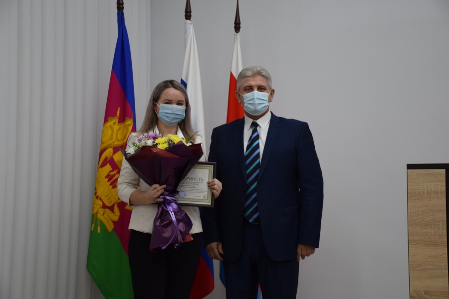 Последняя неделя уходящего года в администрации района началась с расширенного планерного совещания