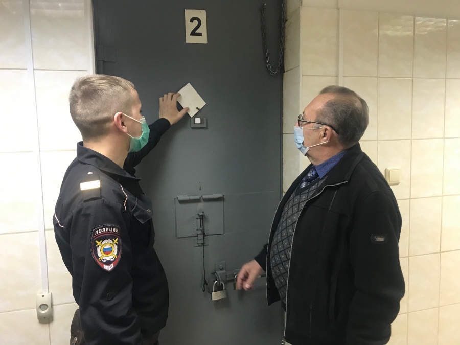 Общественники проверили условия содержания задержанных полицией лиц