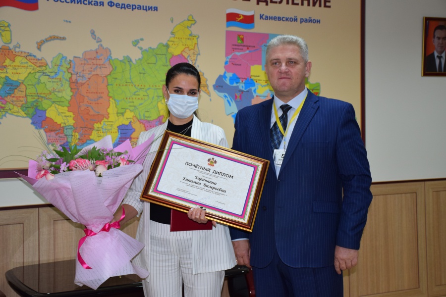 Каневчанка Татьяна Харичкина отмечена дипломом губернатора второй степени