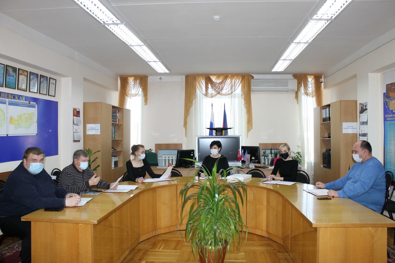 Заседание территориальной избирательной комиссии Каневская