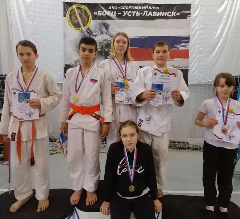 Воспитанники спортивной школы «Легион» заняли 8 призовых мест в первенстве по дзюдо Воспитанники спортивной школы «Легион» заняли 8 призовых мест в первенстве по дзюдо