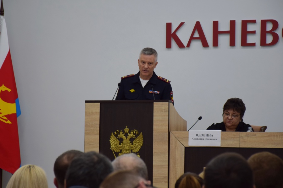В Каневском районе 25 марта состоялась 8-я сессия райсовета депутатов