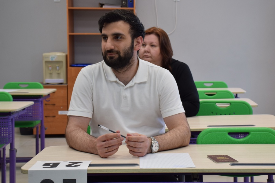 Родители каневских выпускников попробовали свои силы в сдаче единого государственного экзамена
