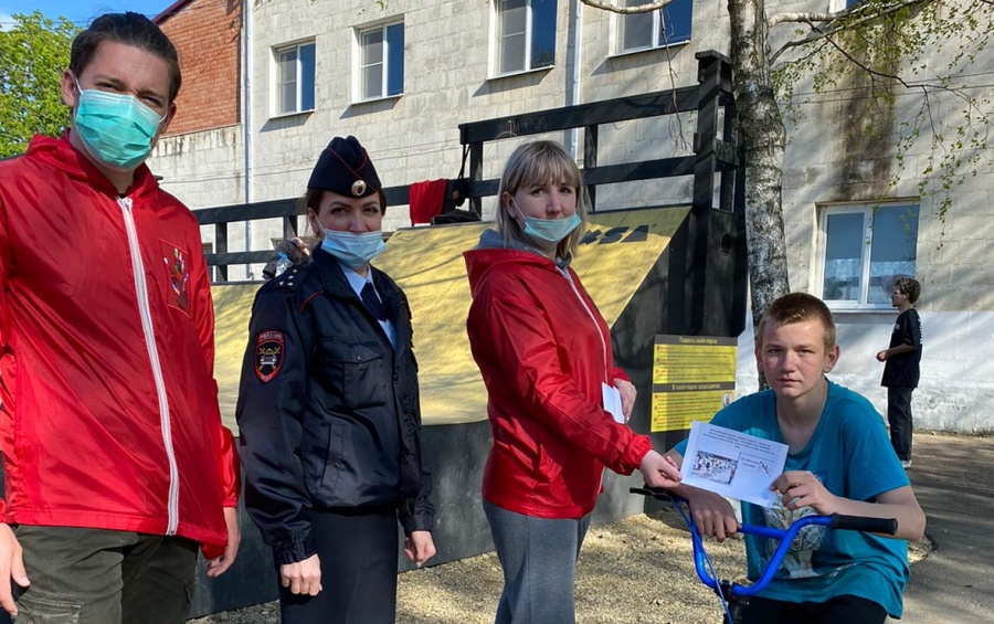 Дорожные полицейские провели акцию «На велосипеде - по правилам»