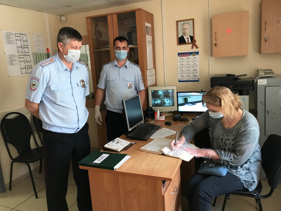 Представитель общественности проверила условия содержания граждан, подвергнутых административному аресту
