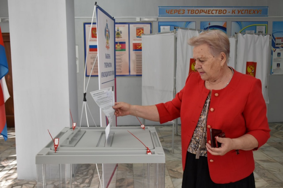 Избирательный участок № 17-07 базируется в центре творчества «Радуга»