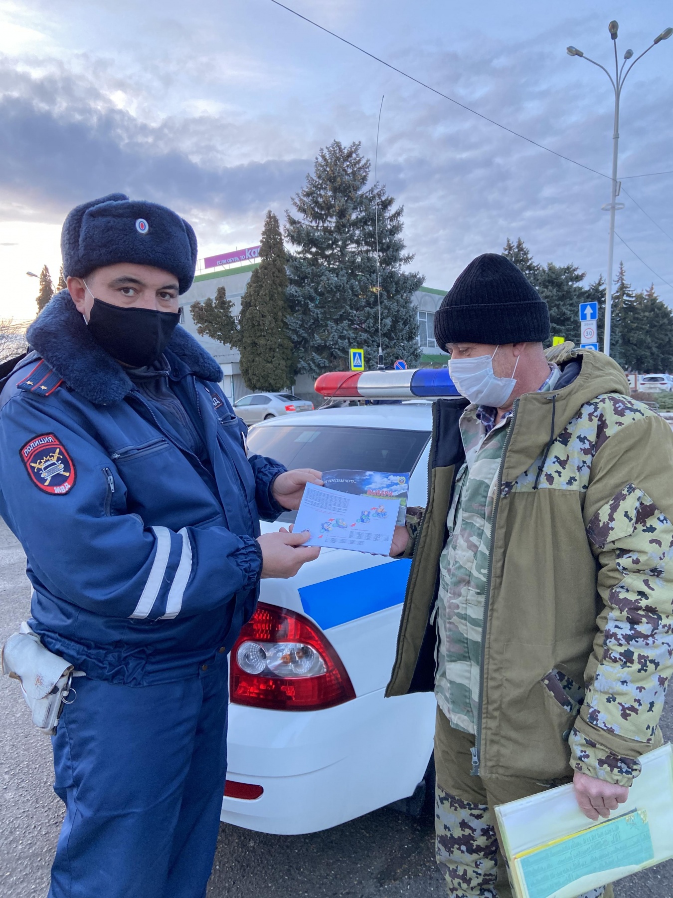 Каневские полицейские провели акцию «Перевози ребенка правильно»