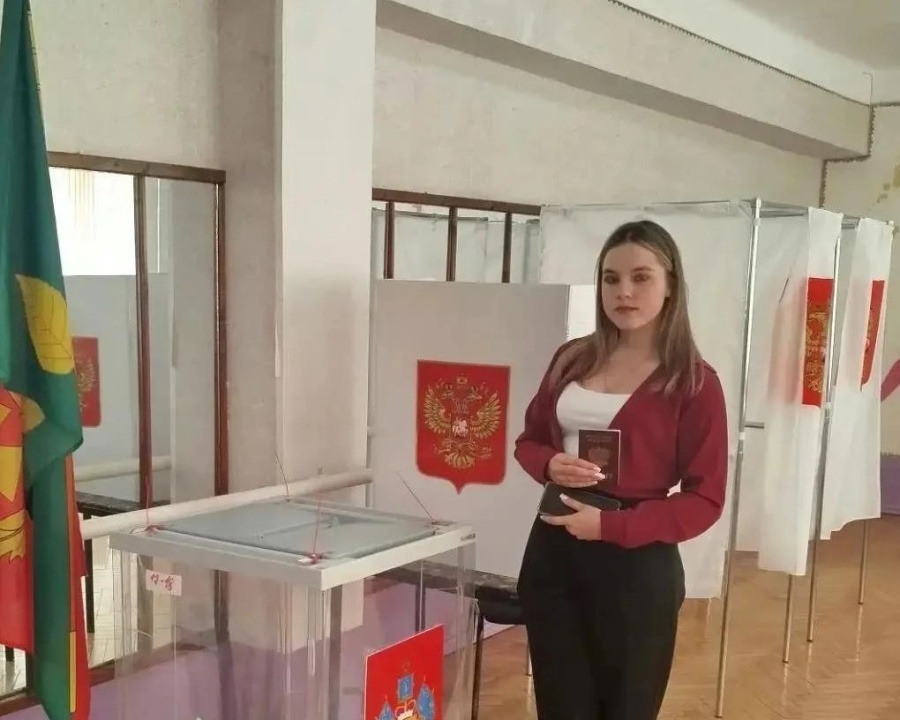 Продолжает свою работу и избирательный участок № 17-18 в Новодеревянковской