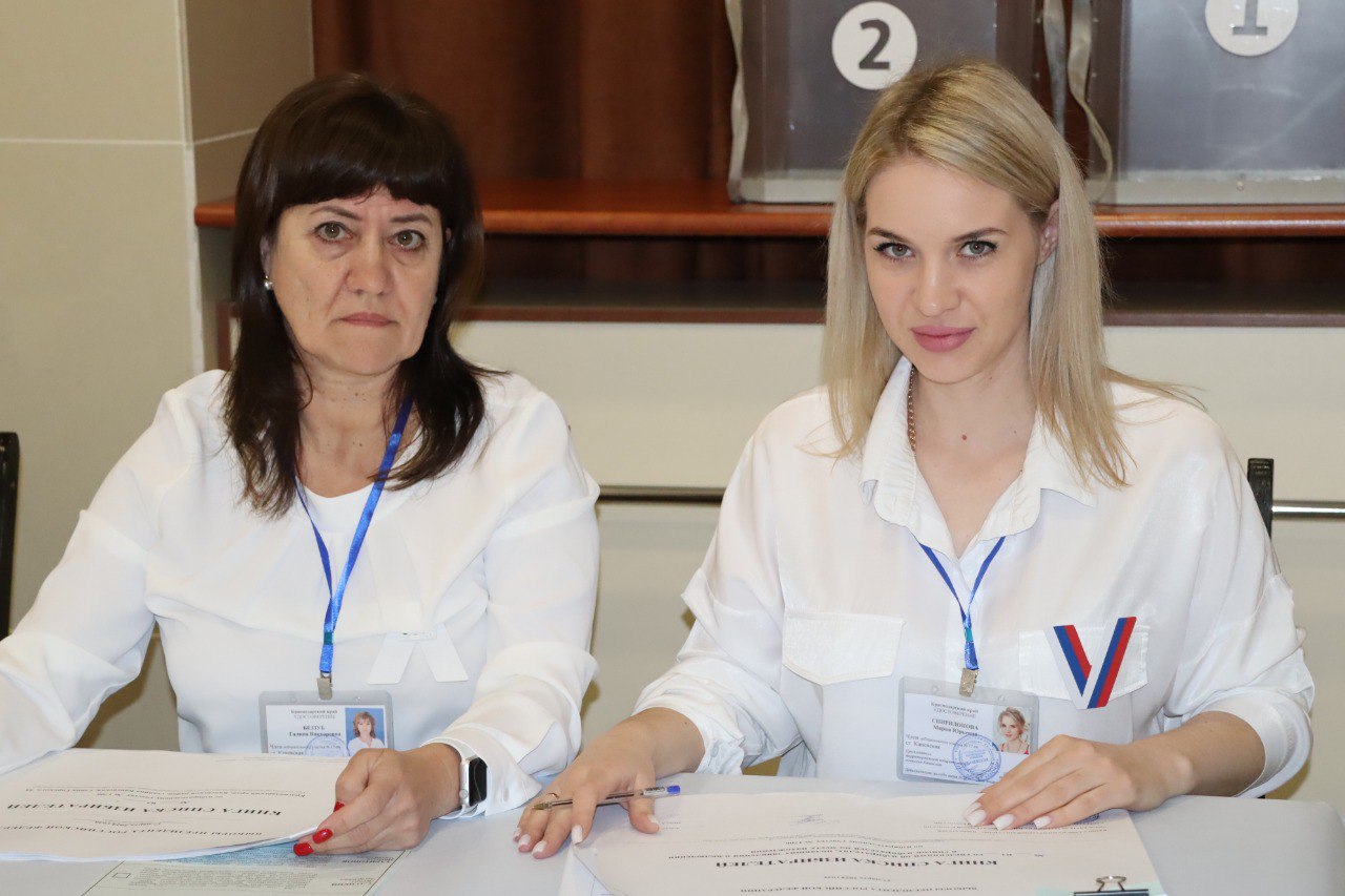 Утро первого дня голосования, а на участках уже многолюдно