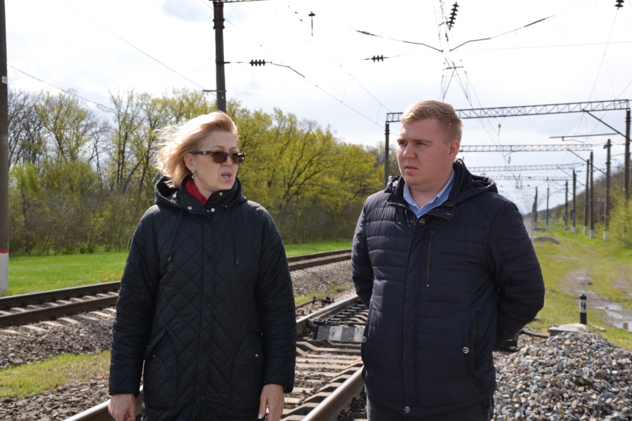 В муниципалитете прошла плановая проверка железнодорожных переездов