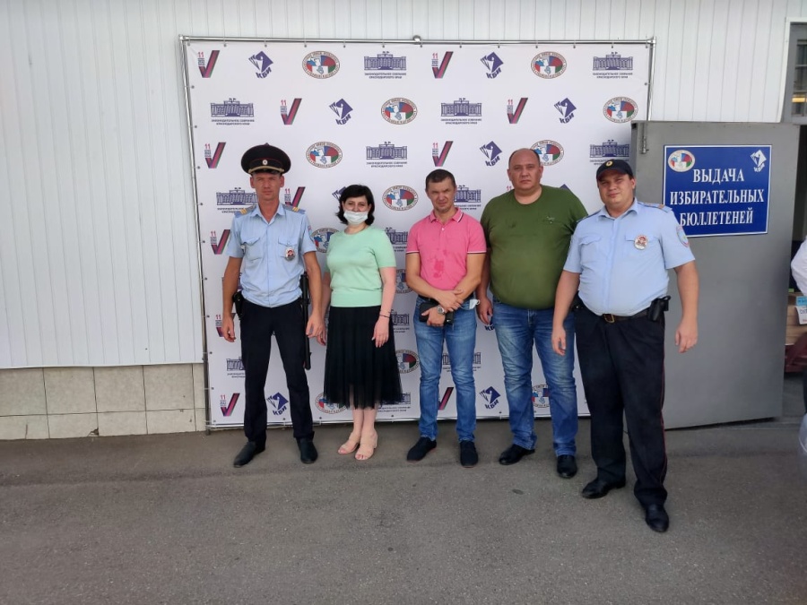 Территориальная избирательная комиссия Каневская получает бюллетени для голосования на выборах депутатов Законодательного Собрания Краснодарского края седьмого созыва