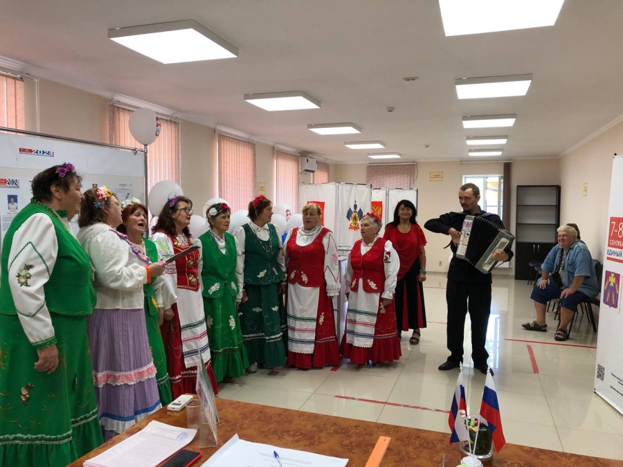 Для избирателей подготовили концертные программы