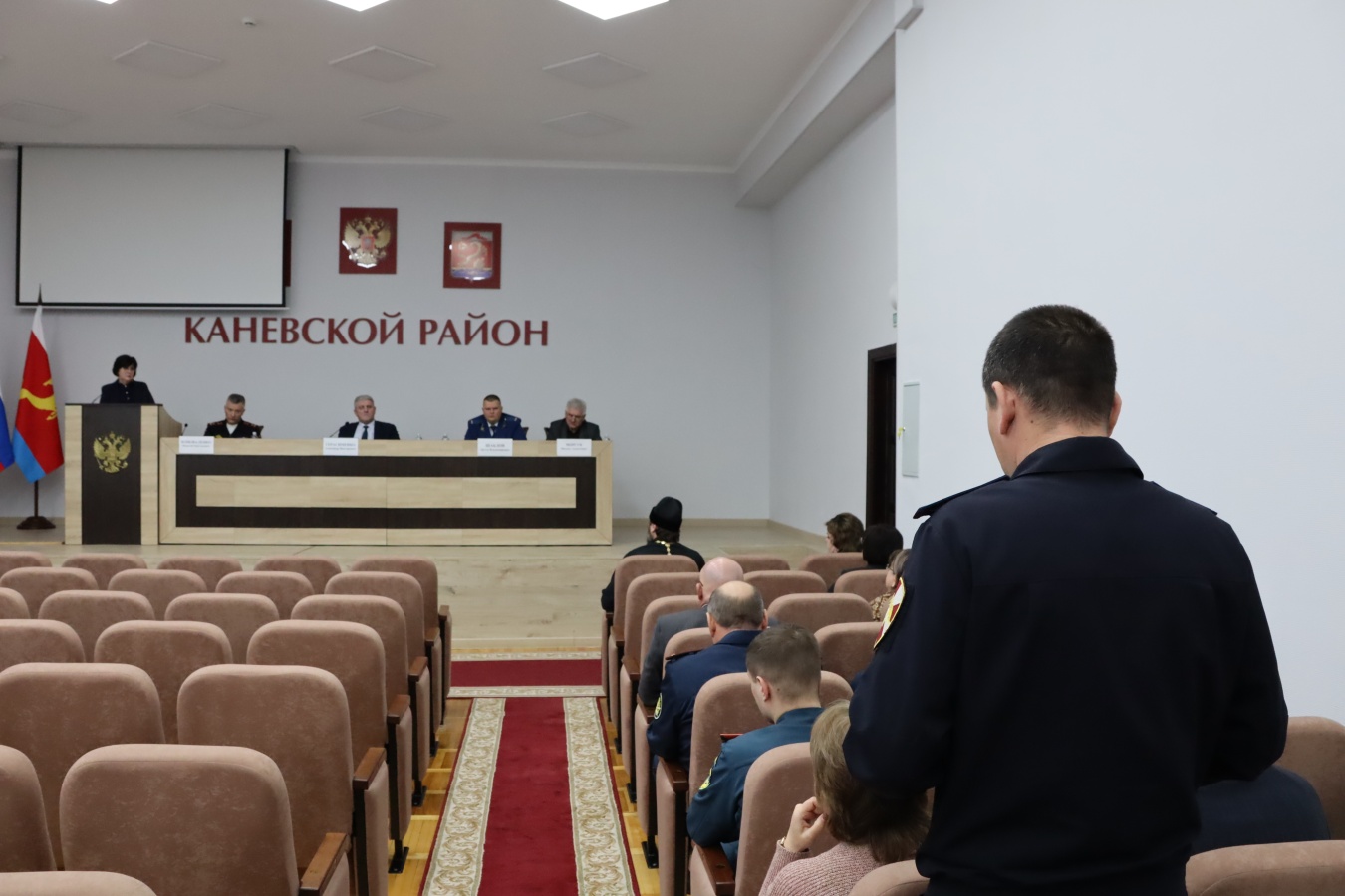 Губернатор поручил проверить безопасность всех участков для голосования на выборах Президента России 