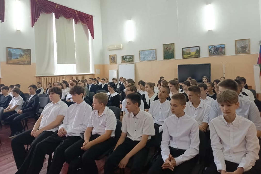 Для учащихся 1-й школы 19 сентября провели мероприятие «Даётся жизнь один лишь раз»