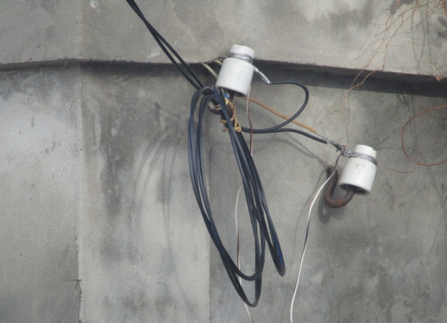 В поселке Каневского района выявлены случаи хищения электроэнергии
