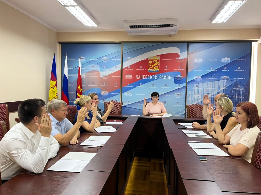 Заседание территориальной избирательной комиссии Каневская