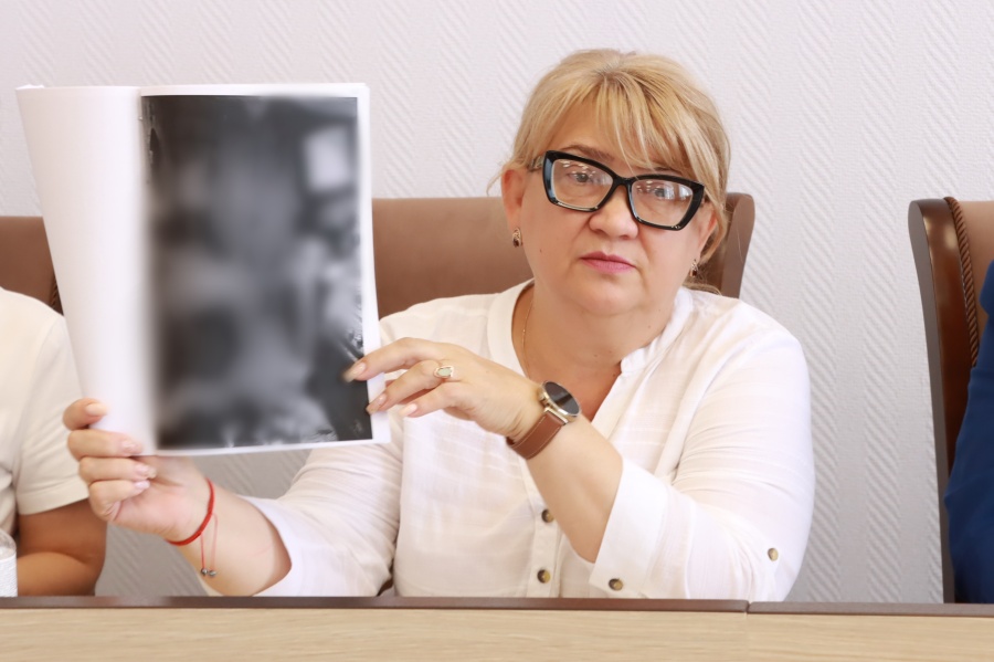 Очередное заседание комиссии по делам несовершеннолетних и защите их прав состоялось 15 июля