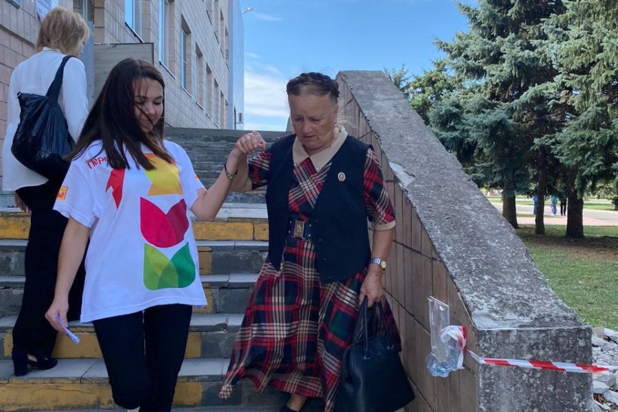 Волонтеры спешат на помощь