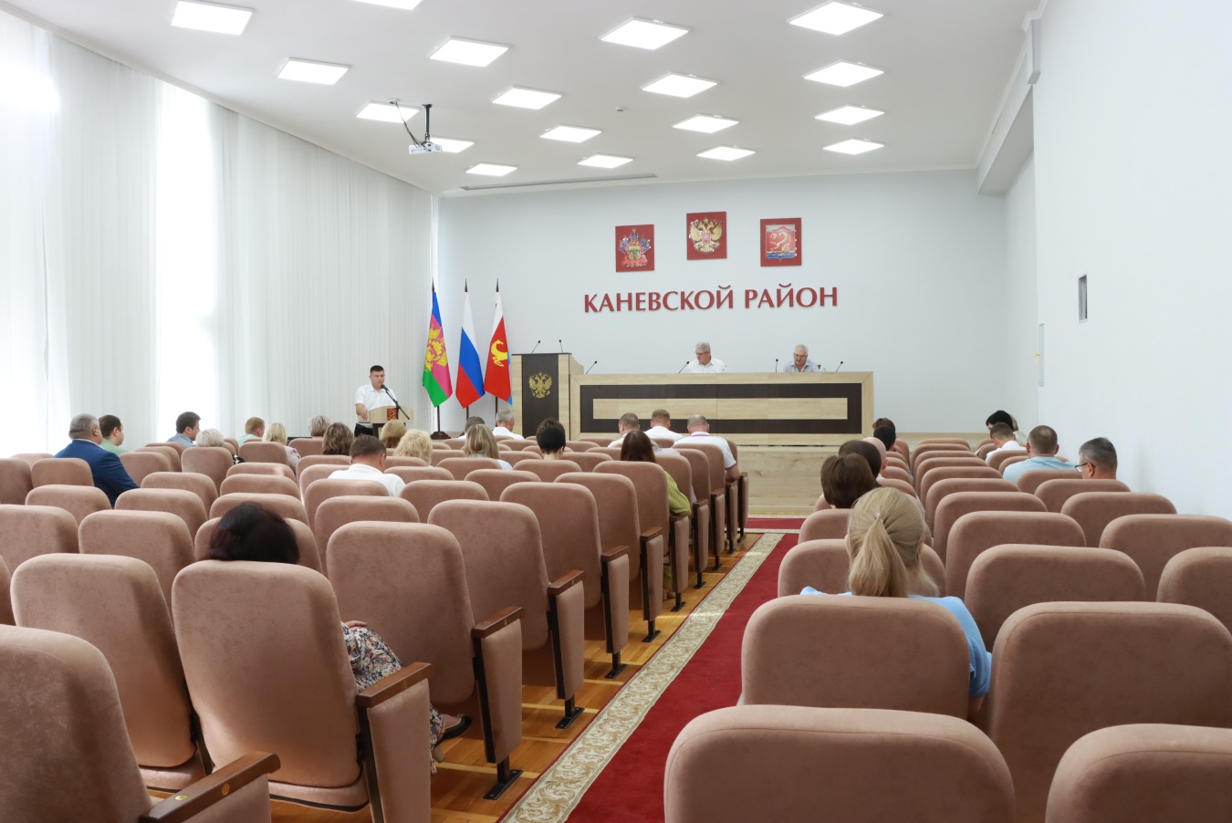 Расширенное планёрное совещание прошло в администрации района 8 июня