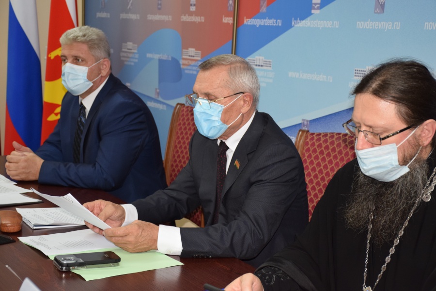 Проблему духовно-нравственного воспитания детей и подростков обсудили в администрации района