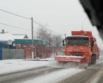 Снегопад привел коммунальные службы района в режим повышенной готовности
