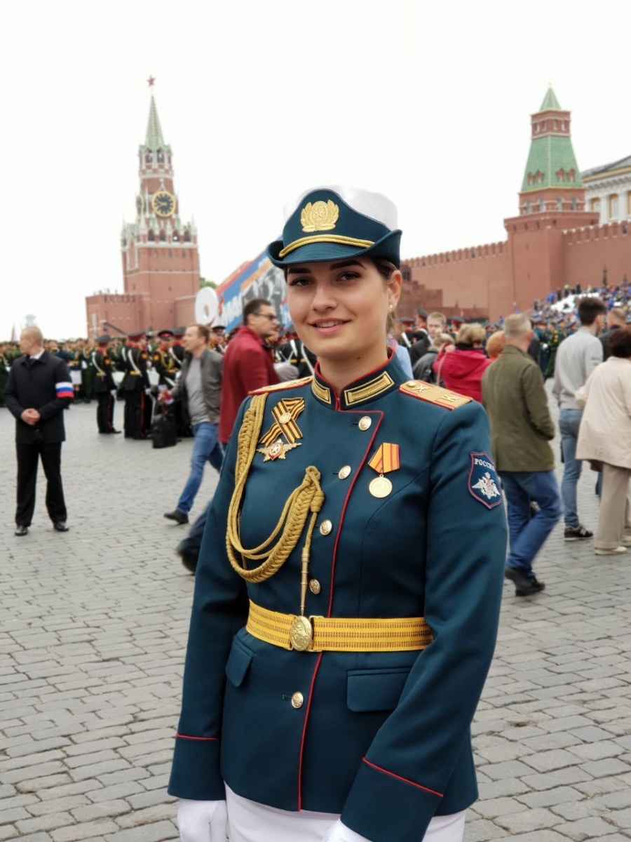 «Золотой» офицер – новоминчанка Алина Зоря