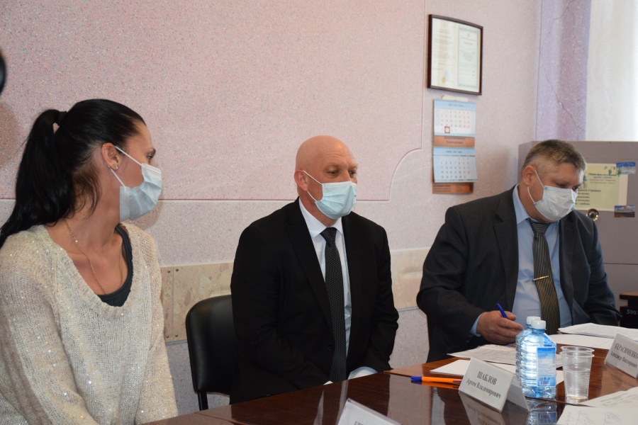 Жители станицы Новоминской побывали на приеме у главы района 