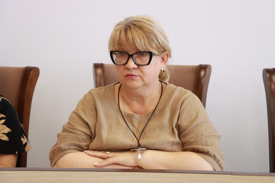 В администрации района 10 июня состоялось заседание комиссии по делам несовершеннолетних и защите их прав