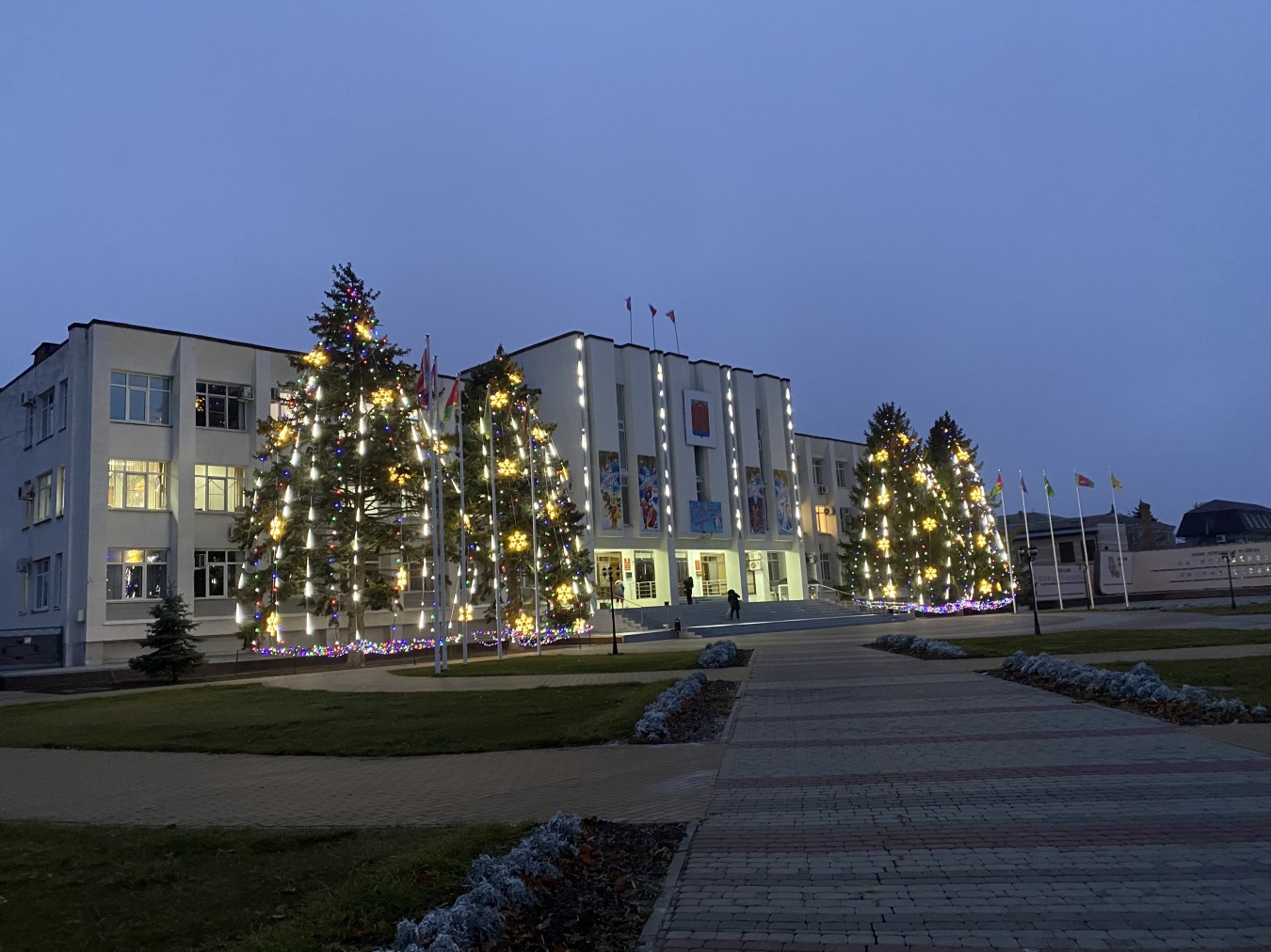 Конкурс на лучшее новогоднее украшение объявлен в Каневском районе