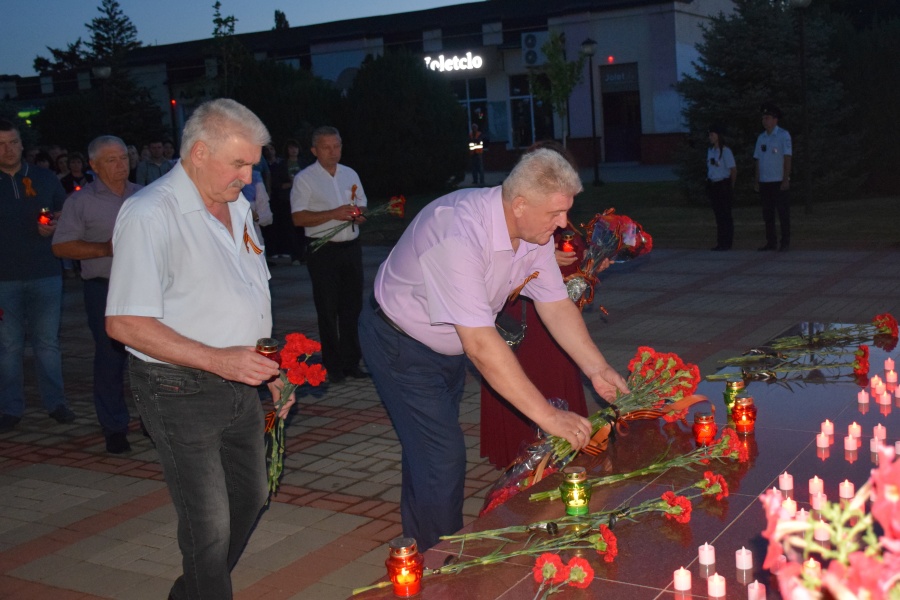 «Свечи памяти» зажгли сегодня в Каневской