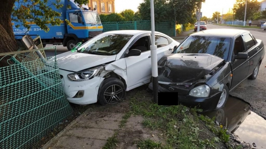 27 мая в 18 часов 15 минут в ст. Каневской на пересечении улиц Вокзальной и Таманской 