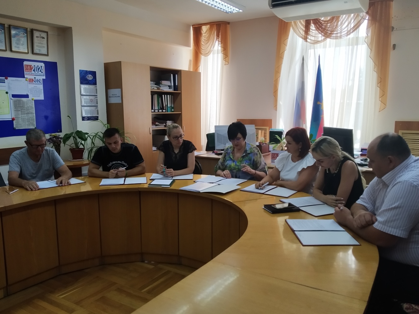 Заседание ТИК Каневская по вопросу регистрации