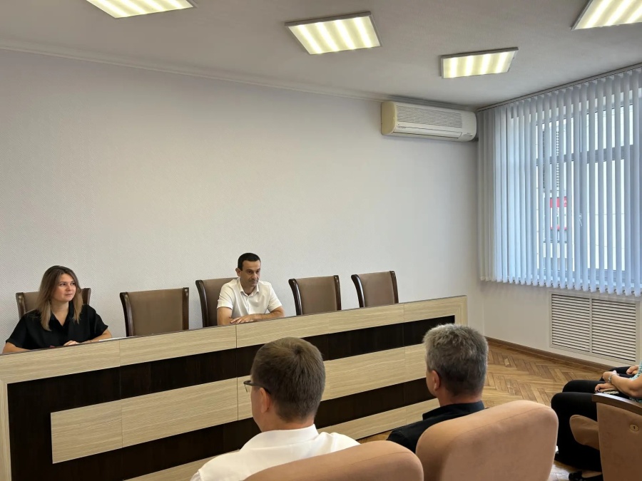 В администрации района 23 сентября состоялось заседание комиссии по распределению земельных участков