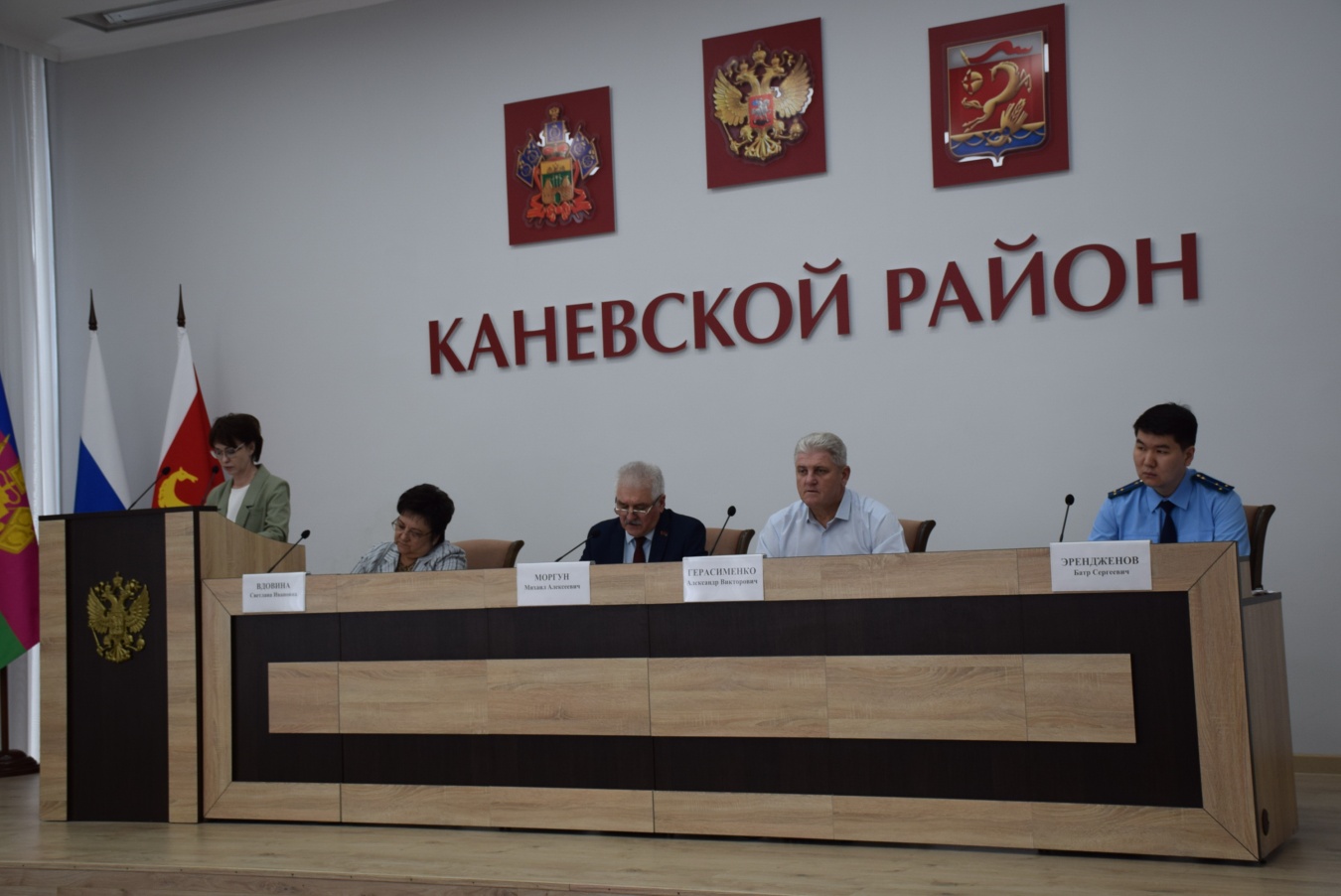 О поддержке семей, бюджетной дисциплине, новых вызовах и задачах говорили на сессии райсовета