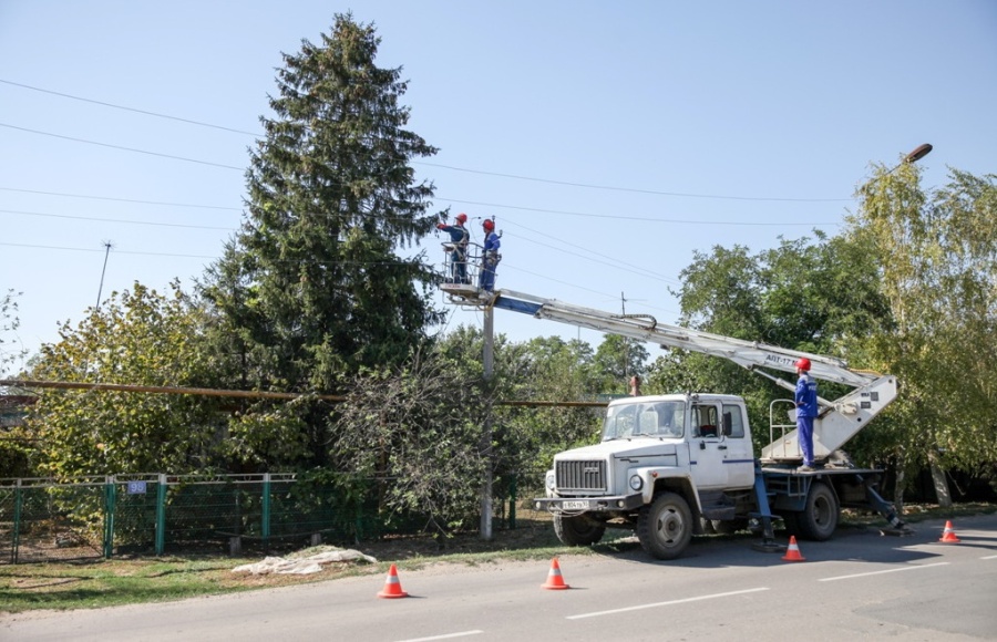 «Россети Кубань» отремонтирует более 300 км распределительной сети в тимашевском энергорайоне