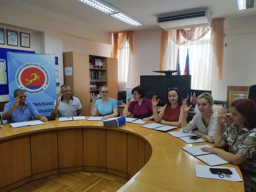 Заседание ТИК Каневская