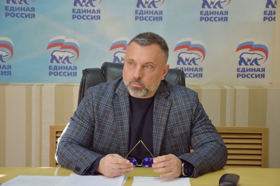 Каневской район с рабочим визитом посетил депутат Госдумы Дмитрий Лоцманов