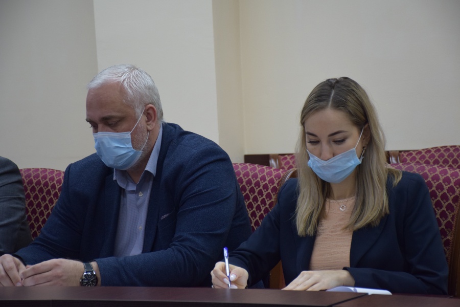 Совещание по вопросам размещения нестационарных торговых объектов состоялось 4 апреля