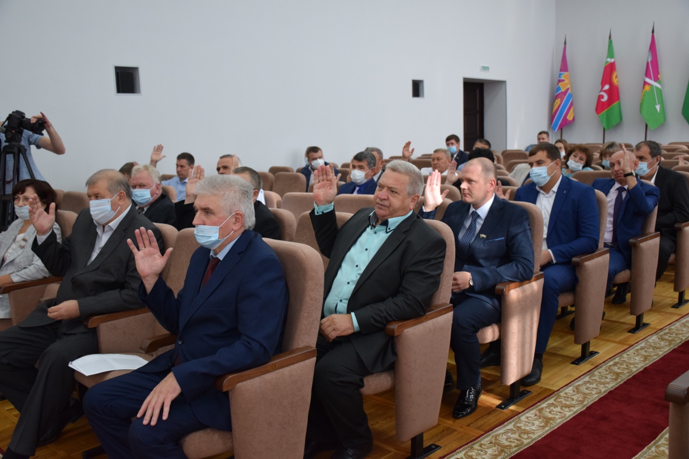 На первой сессии райсовета седьмого созыва избрали главу Каневского района