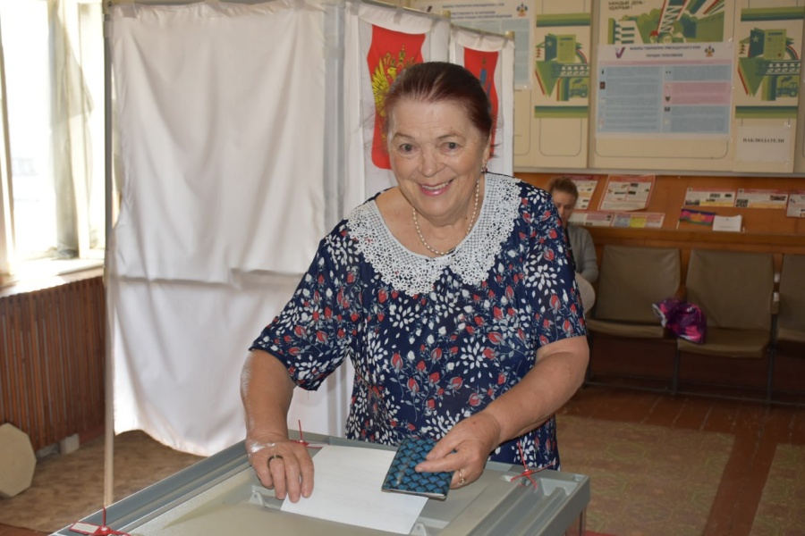 Избирательный участок № 17-08: явка высокая, нарушений нет, настроение на высоте